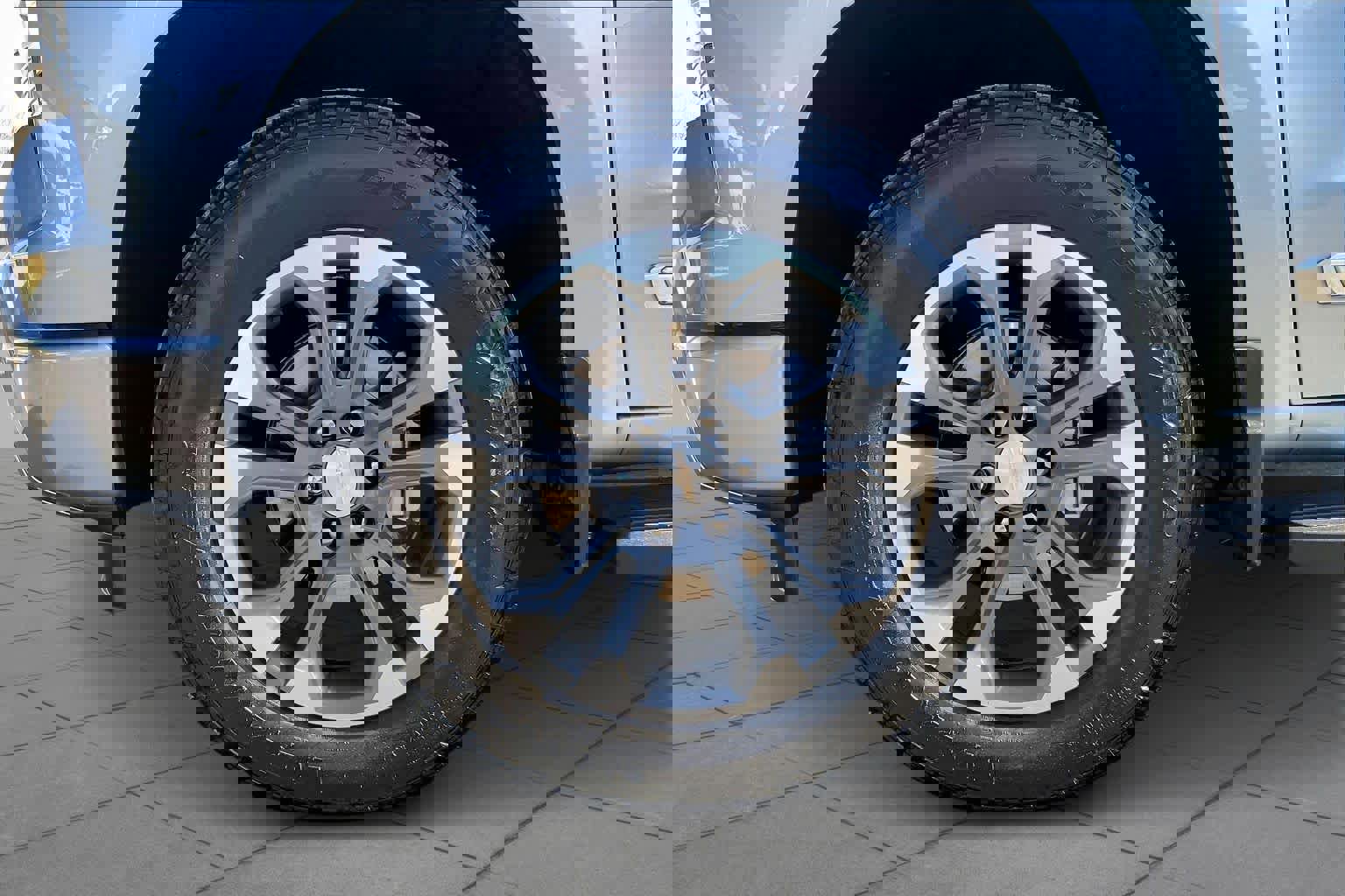 Certified 2024 Chevrolet Silverado 1500 High Country w/ Z71 Off-Road Package image 10