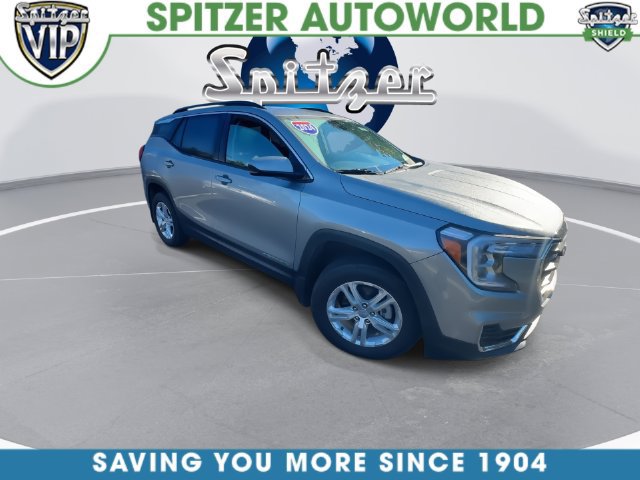 Used 2024 GMC Terrain SLE w/ Driver Convenience Package AWD/4WD image 4