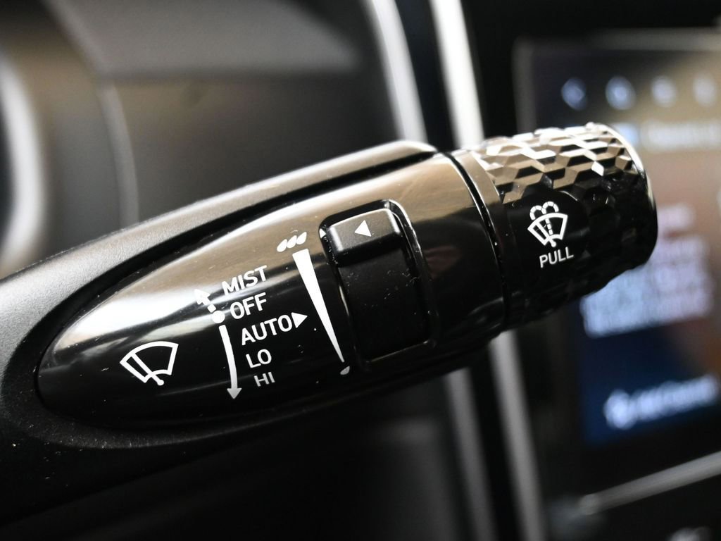 Certified 2023 Hyundai Santa Cruz Limited image 30