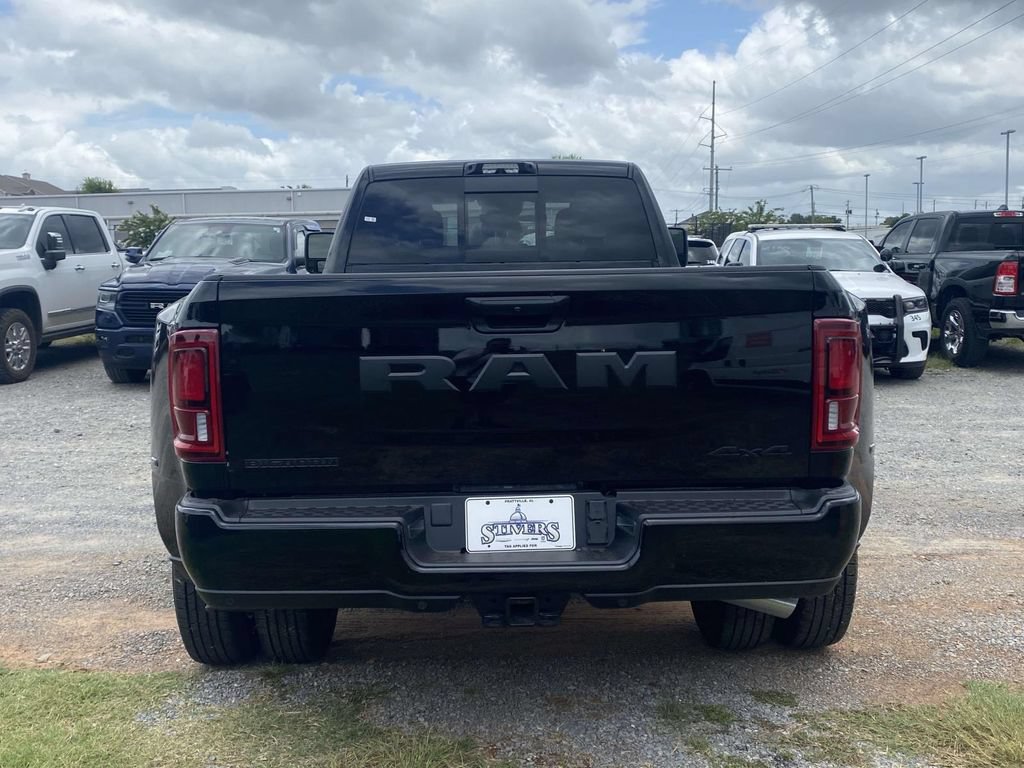 New 2026 RAM 3500 Big Horn AWD/4WD image 35
