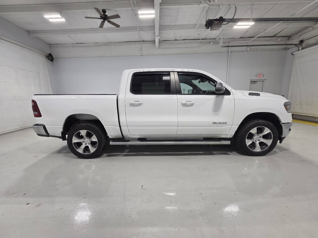 Used 2023 RAM 1500 Laramie AWD/4WD image 11