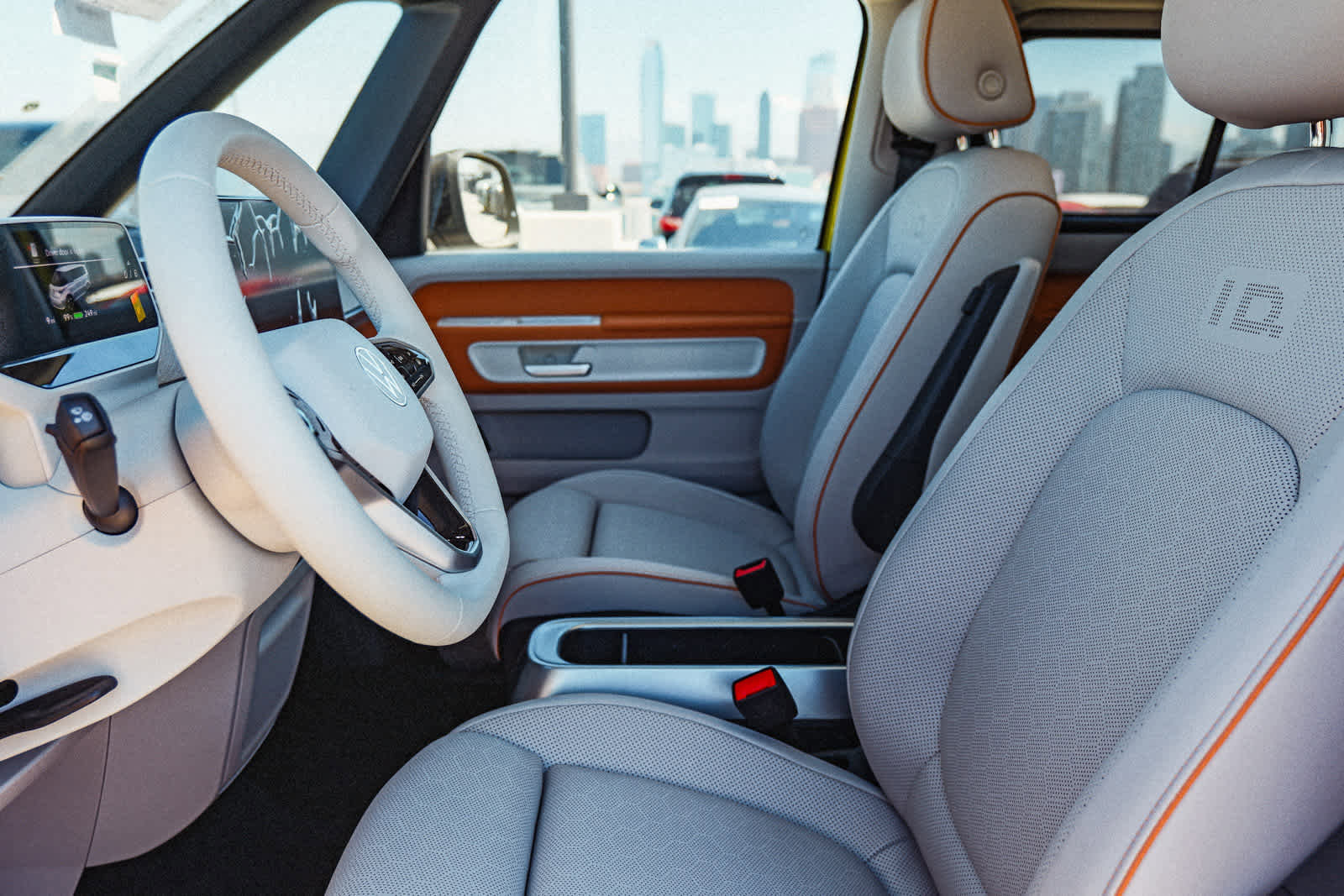 New 2025 Volkswagen ID. Buzz 1st Edition image 19