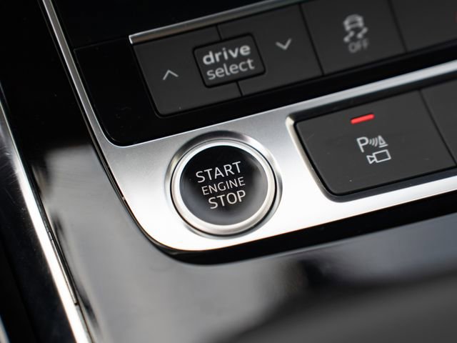 Used 2023 Audi Q8 Premium Plus w/ Premium Plus Package image 28