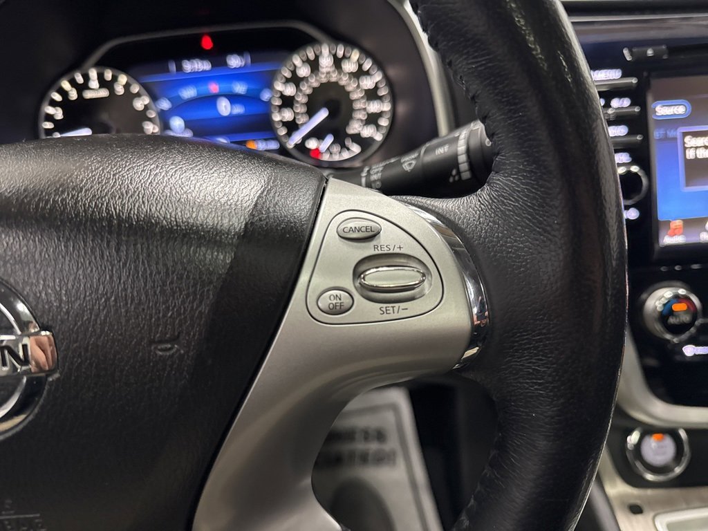 Used 2018 Nissan Murano AWD image 12