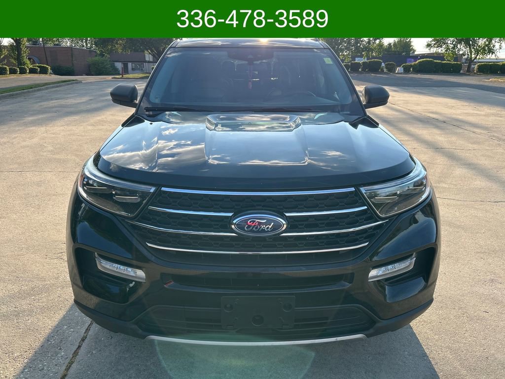 Used 2020 Ford Explorer XLT w/ Equipment Group 202A image 8