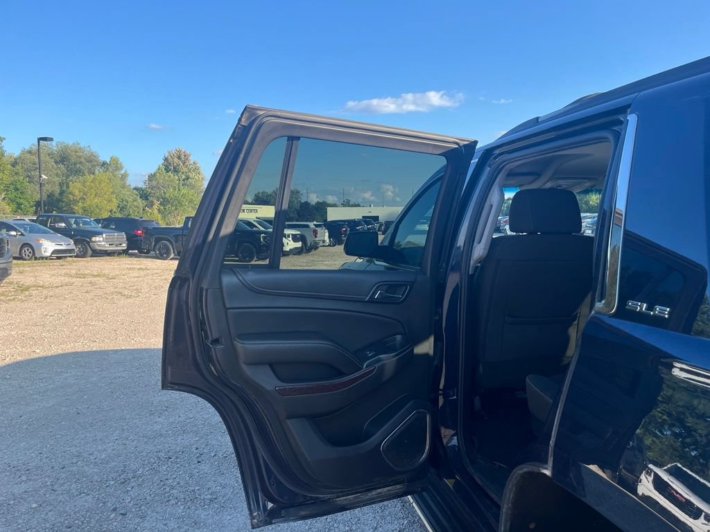 Used 2017 GMC Yukon SLE w/ SLE Value Package AWD/4WD image 27