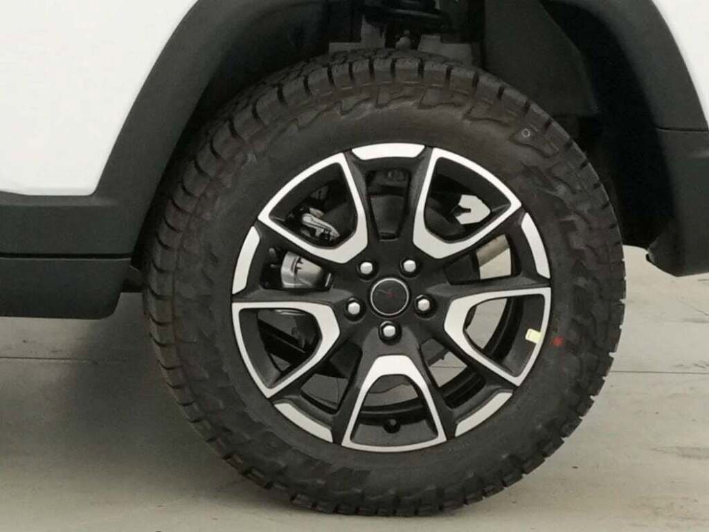 New 2026 Jeep Compass Trailhawk image 37