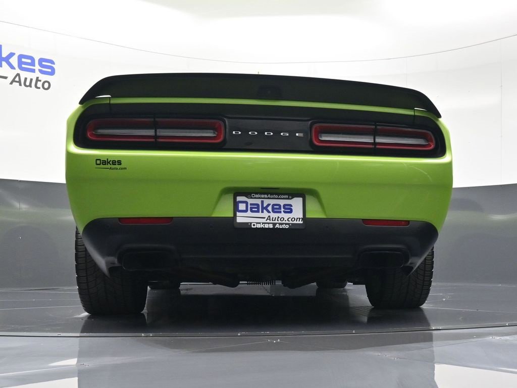 Used 2019 Dodge Challenger SRT Hellcat Redeye image 35