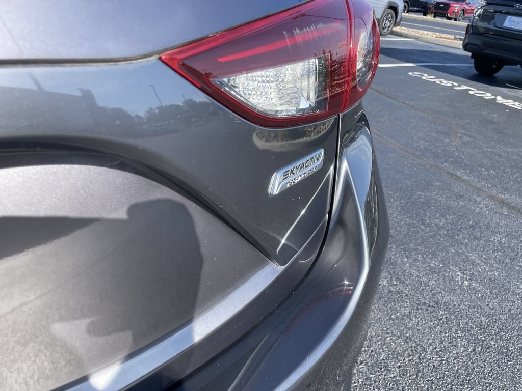 Used 2018 MAZDA MAZDA3 Touring FWD image 6