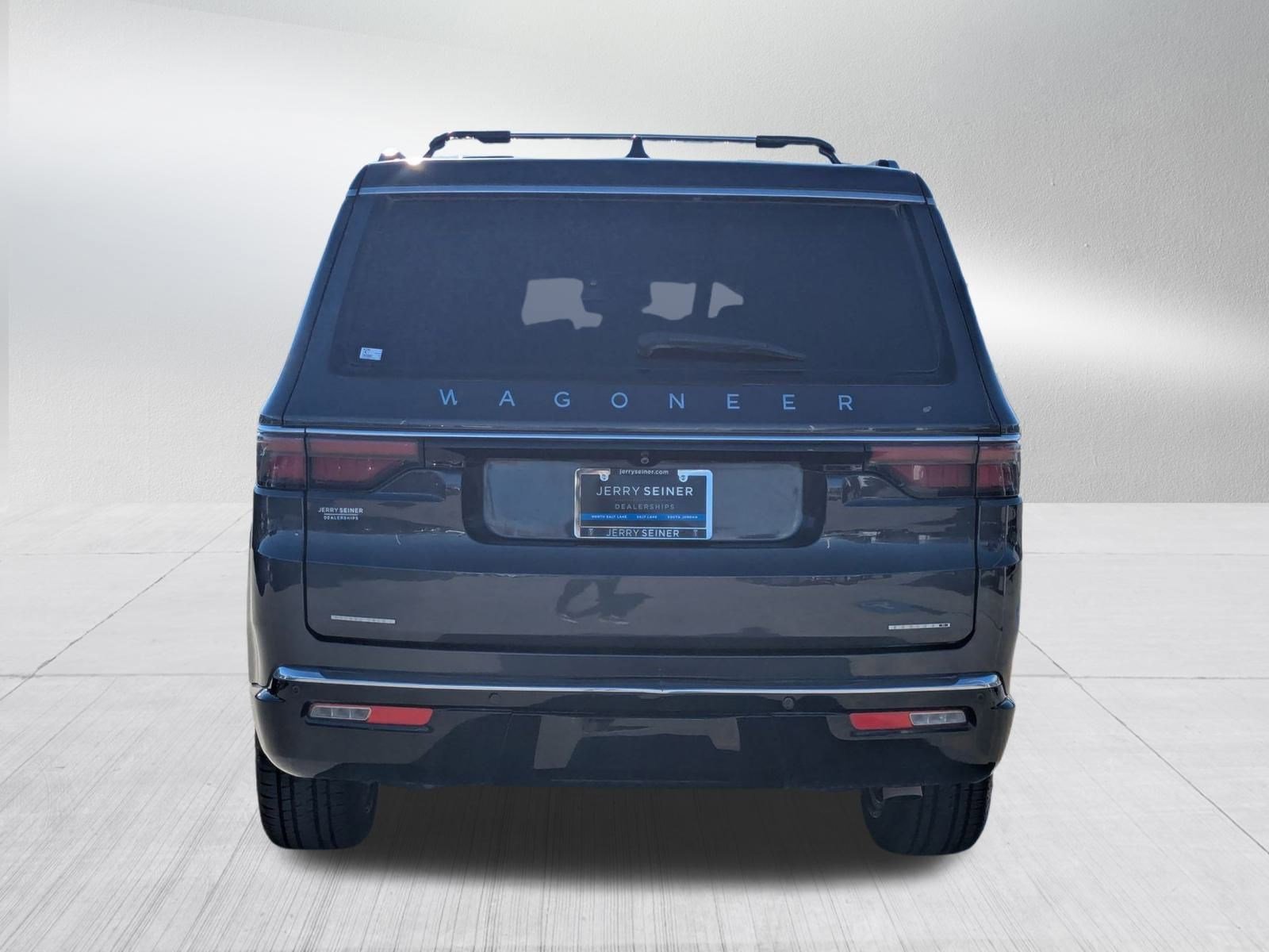 Used 2022 Jeep Wagoneer Series II w/ Convenience Group I image 5