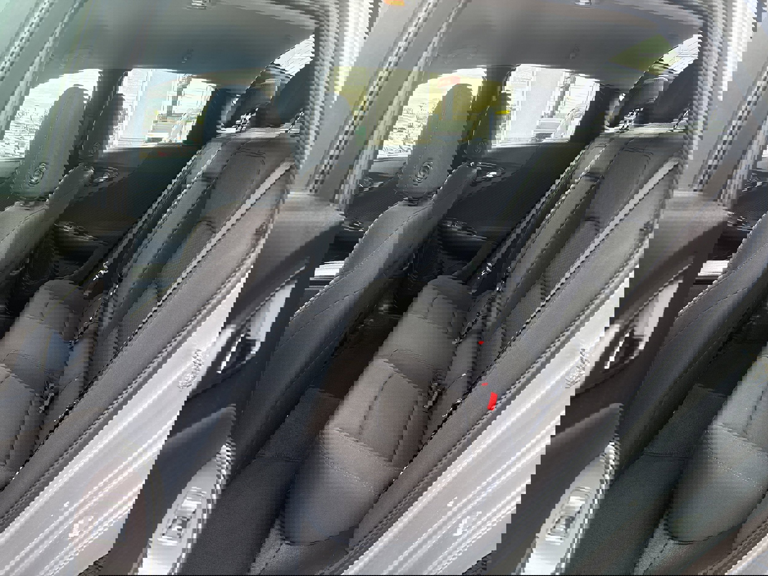 Used 2023 Chevrolet Malibu LT image 31