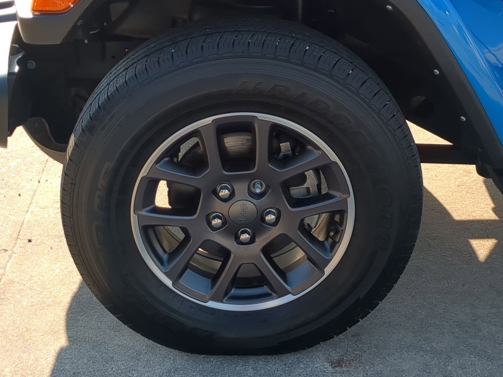 Used 2022 Jeep Gladiator Overland w/ Popular Equipment Package image 11