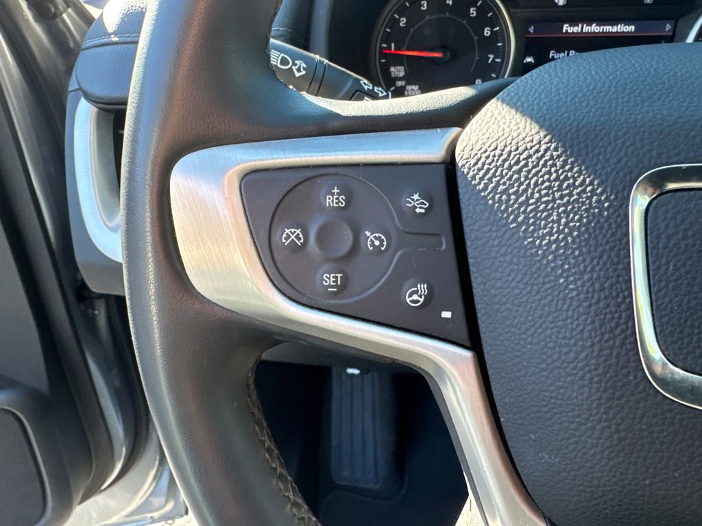 Certified 2024 GMC Terrain SLT image 25