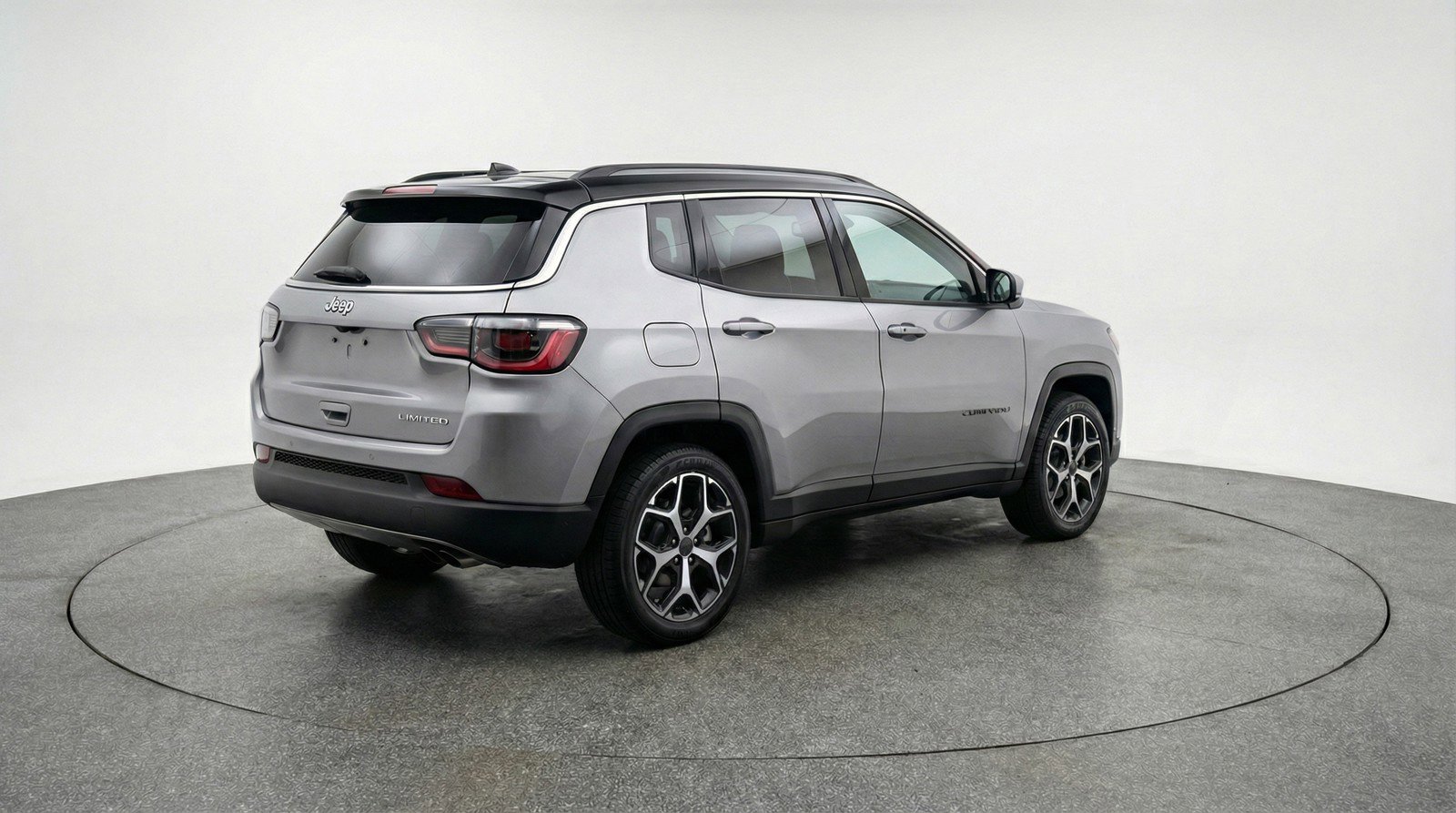 Used 2025 Jeep Compass Limited AWD/4WD image 9