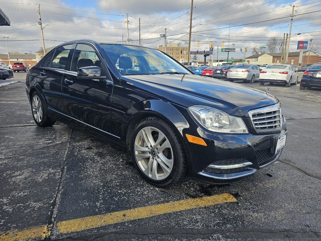 Used 2012 Mercedes-Benz C 300 4MATIC Sedan image 3