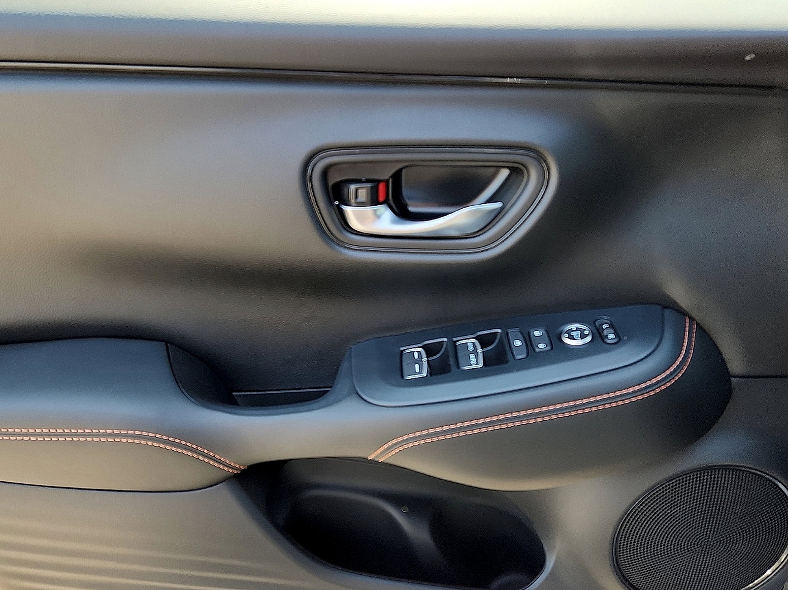 New 2026 Honda HR-V Sport image 10