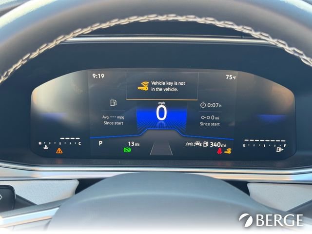 New 2025 Volkswagen Taos SE image 19