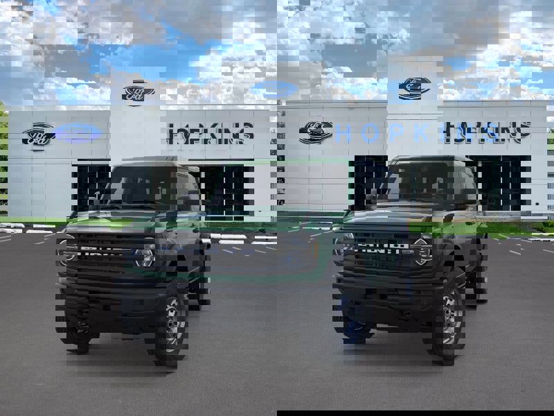 New 2025 Ford Bronco 4-Door image 2