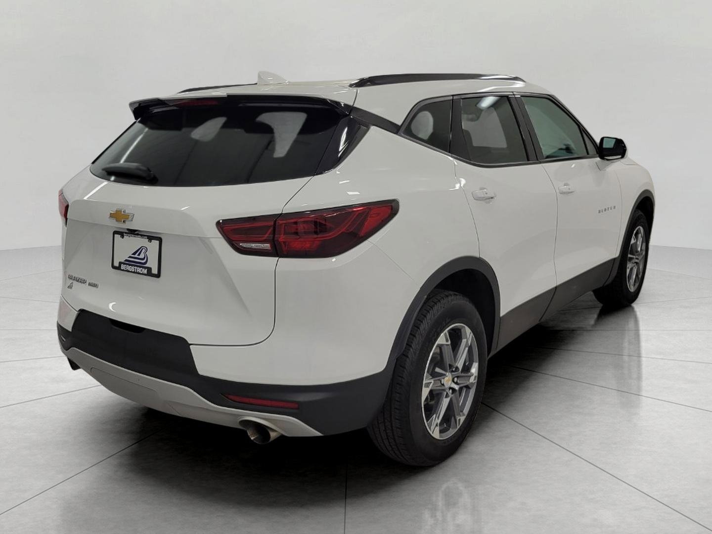 Used 2023 Chevrolet Blazer LT w/ Convenience Package AWD/4WD image 18