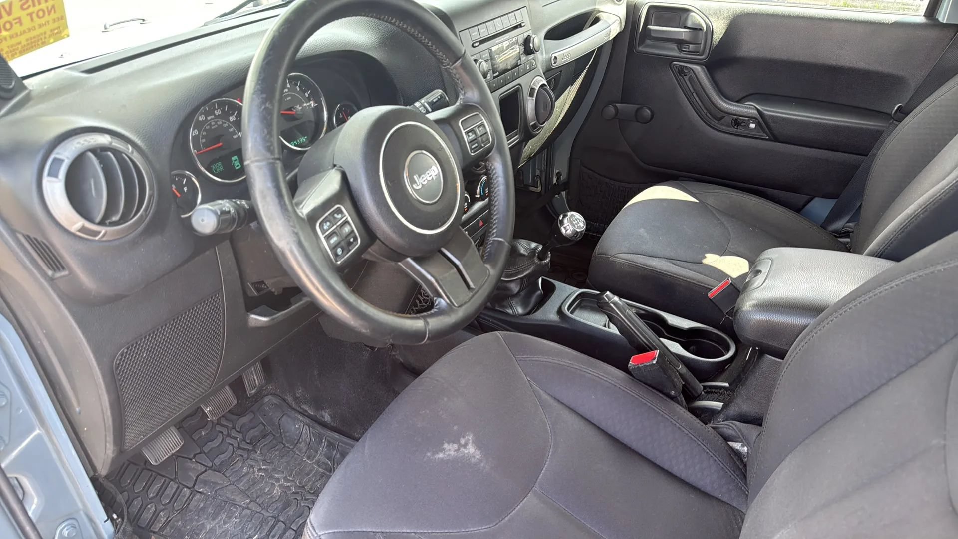 Used 2014 Jeep Wrangler Unlimited Sport w/ Connectivity Group AWD/4WD image 10