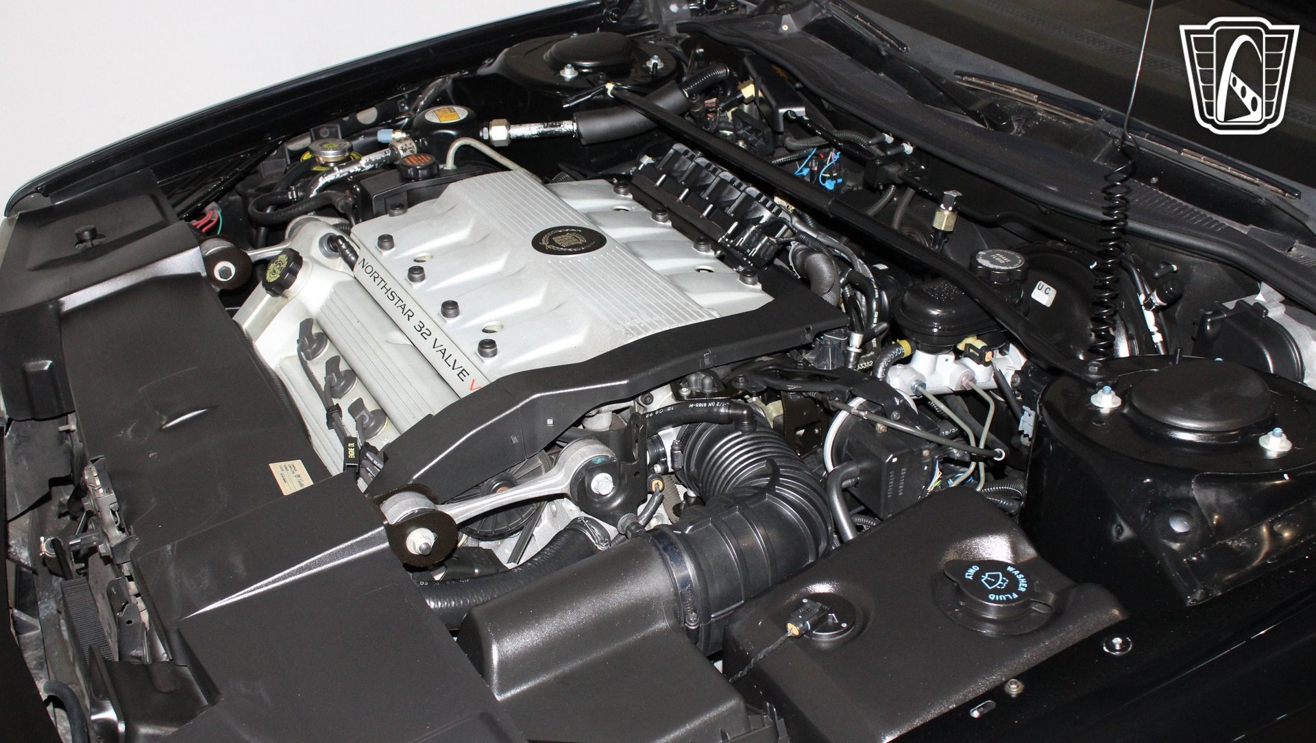 Used 1993 Cadillac Allante FWD image 13