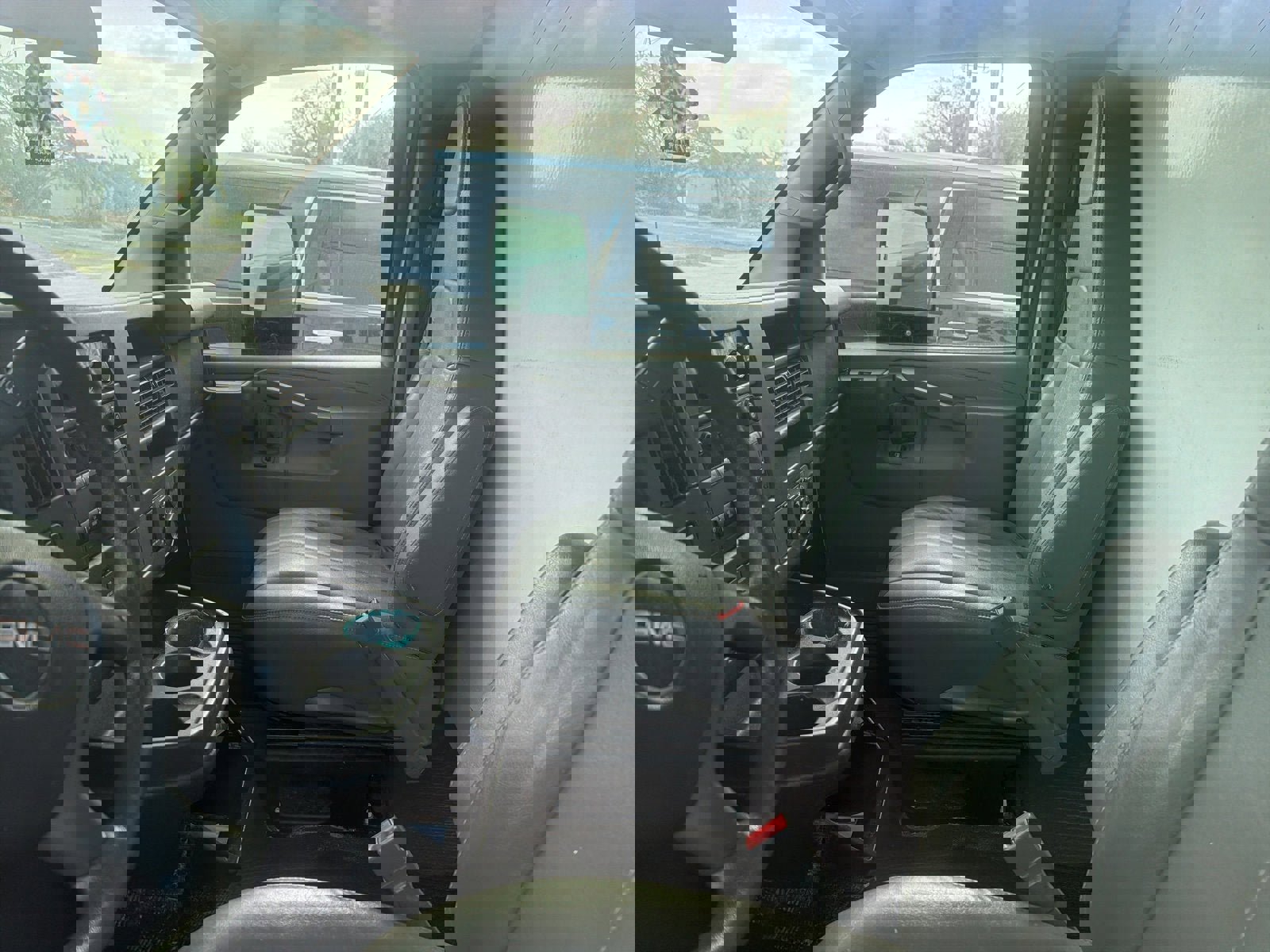 Used 2017 GMC Savana 3500 image 5