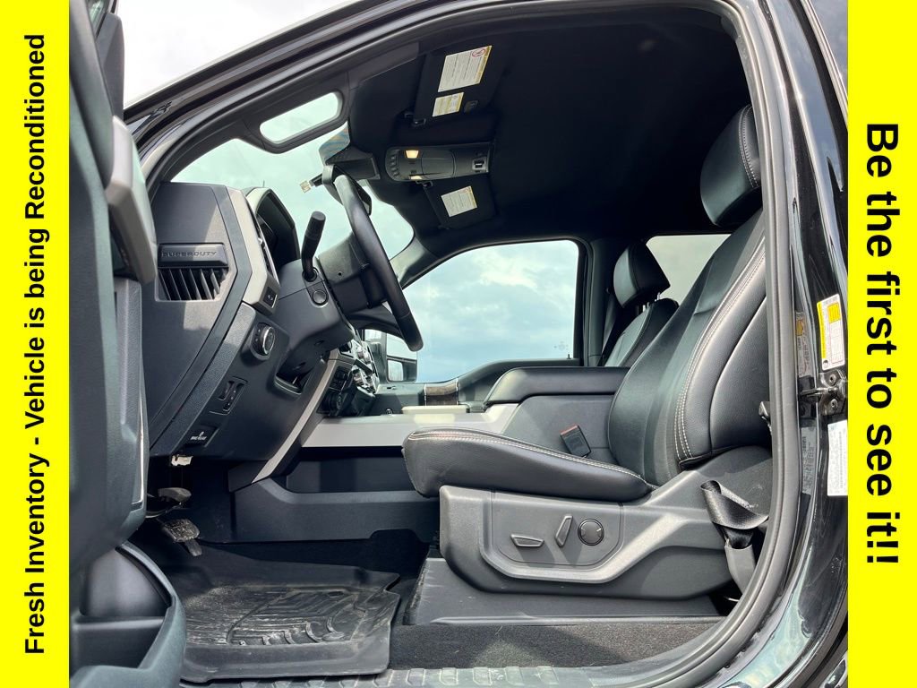 Used 2022 Ford F250 Lariat w/ Lariat Ultimate Package AWD/4WD image 9