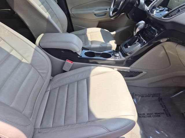 Used 2016 Ford Escape Titanium AWD/4WD image 31