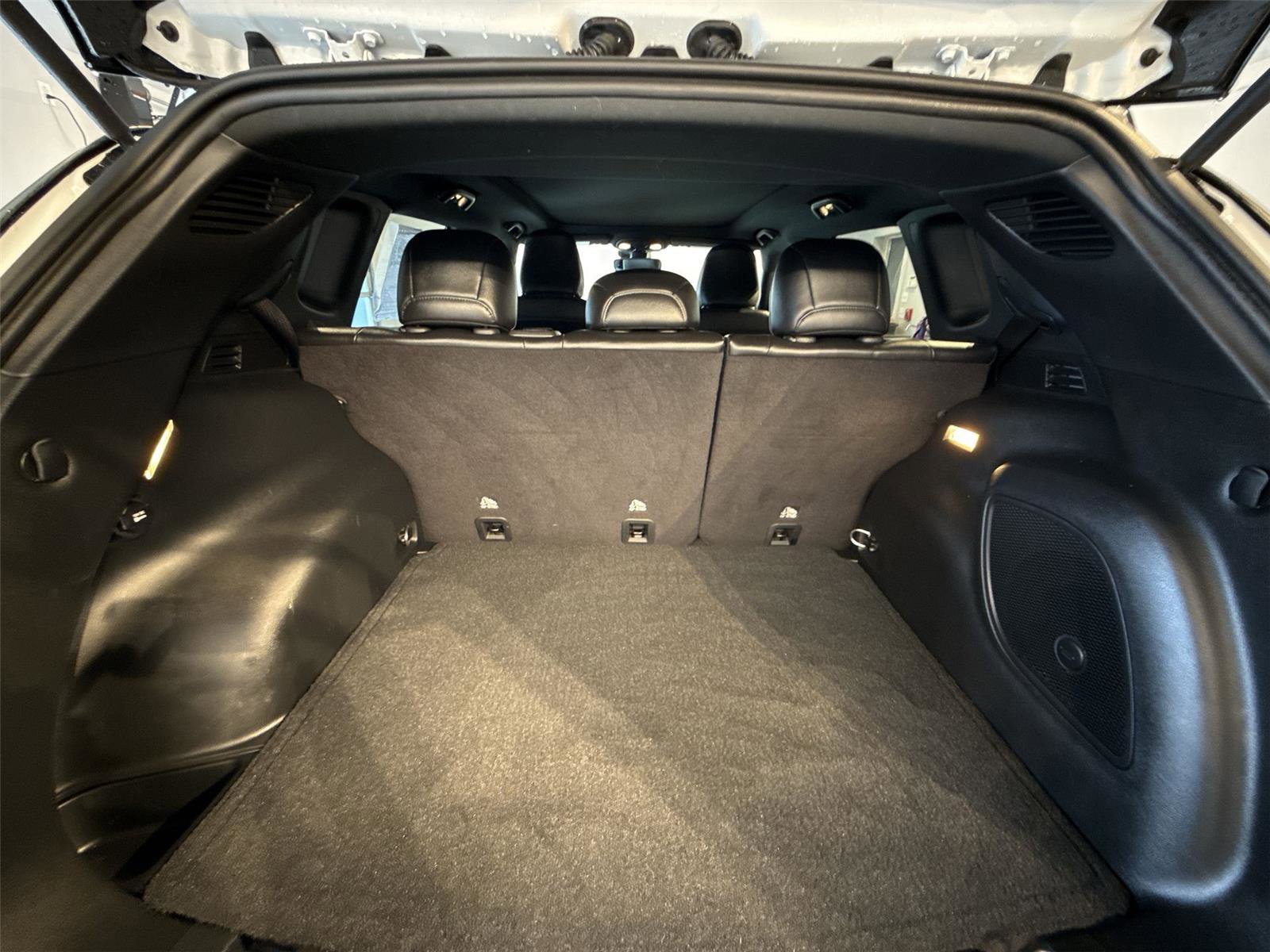 Used 2023 Jeep Compass Trailhawk w/ Sun and Sound Group image 20