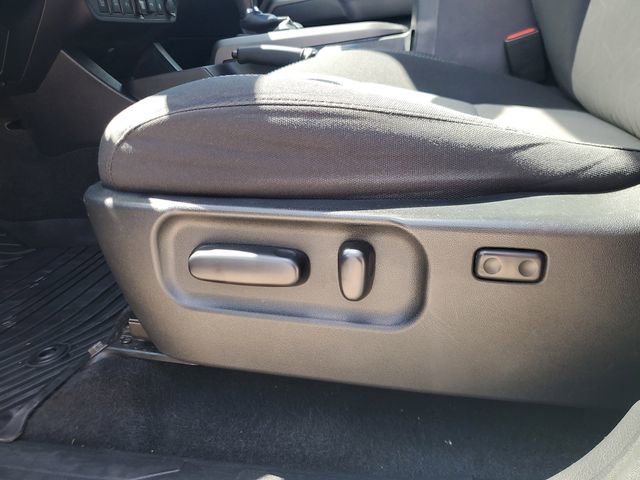 Used 2021 Toyota Tacoma TRD Sport w/ Technology Package image 15