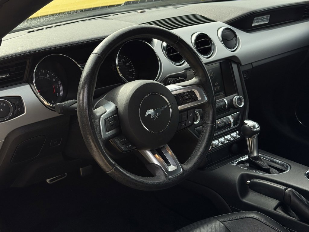 Used 2015 Ford Mustang Premium image 17