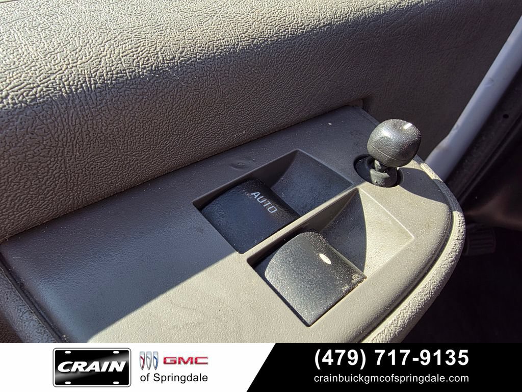 Used 2023 GMC Savana 2500 w/ Driver Convenience Package RWD image 12