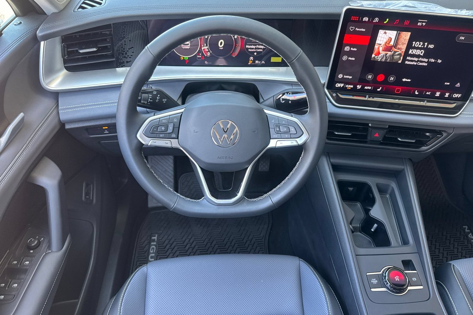 New 2026 Volkswagen Tiguan SE AWD/4WD image 14
