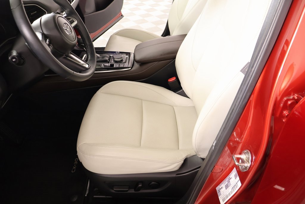 Used 2021 MAZDA CX-30 FWD 2.5 S w/ Premium Package image 12