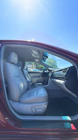 Used 2017 Toyota Camry XLE FWD image 23