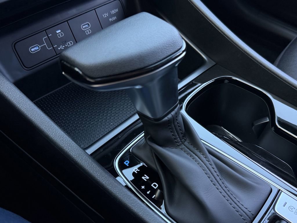 New 2026 Hyundai Tucson SE image 17