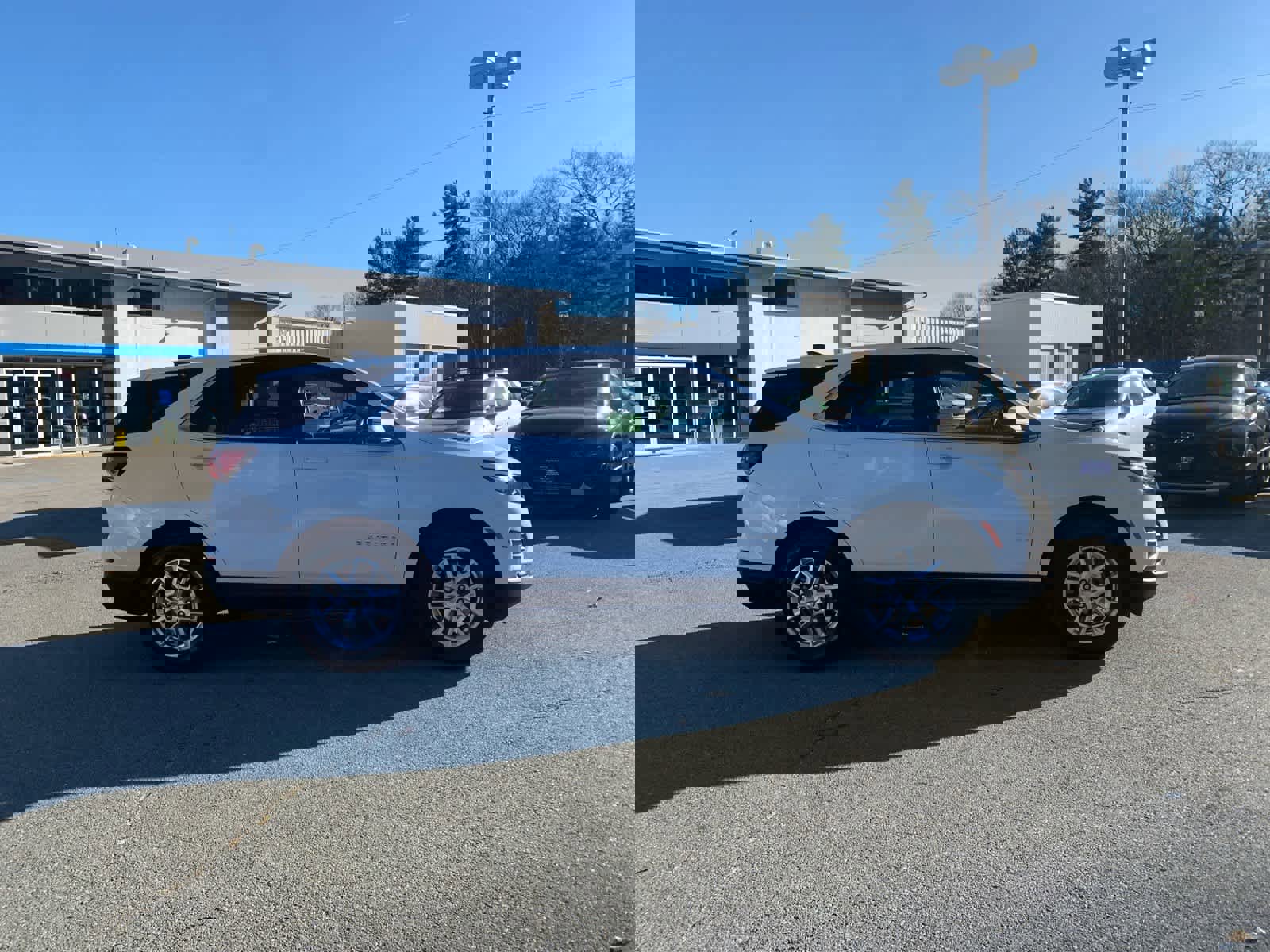 Used 2022 Chevrolet Equinox LT image 7