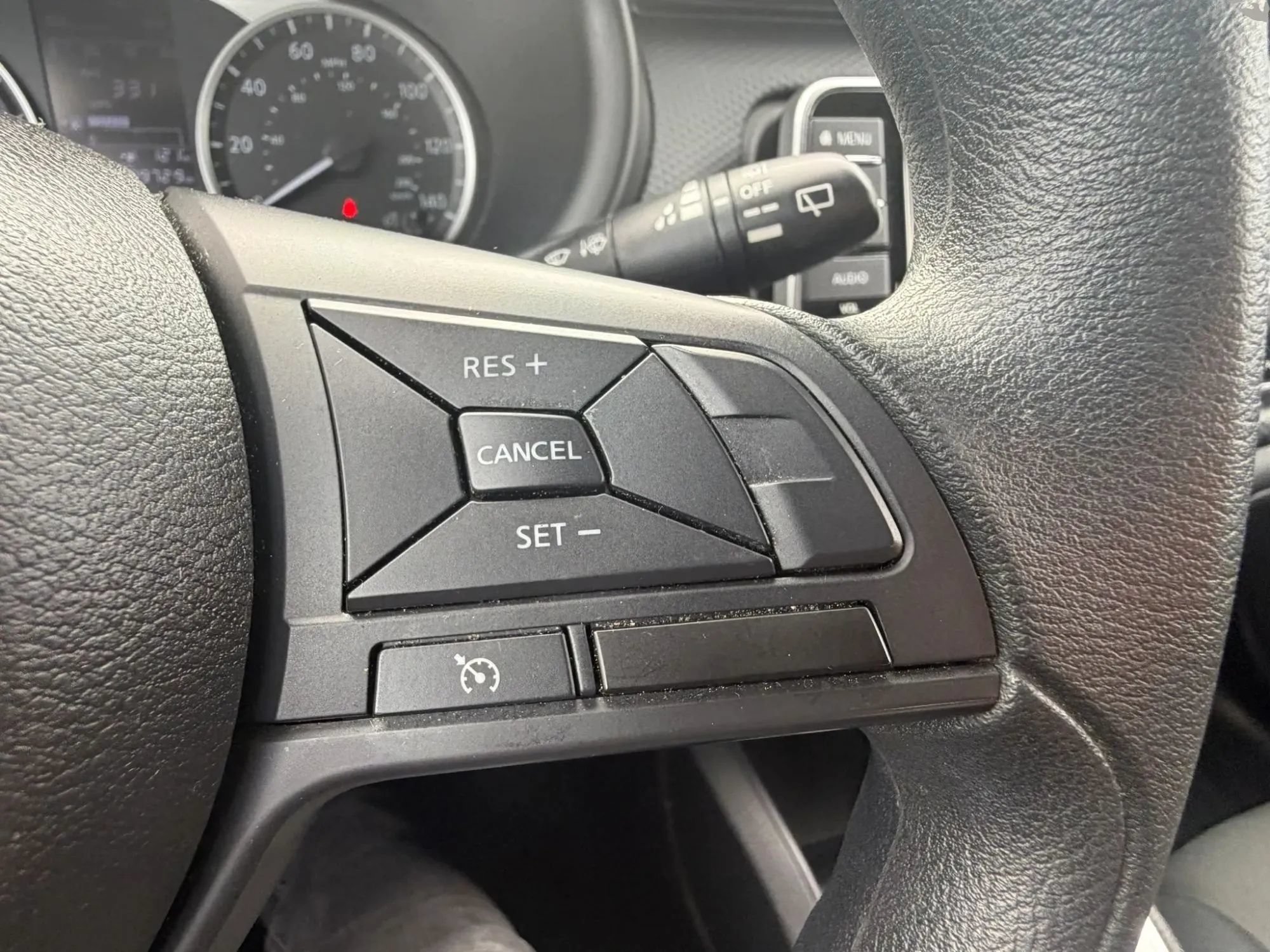 Used 2024 Nissan Kicks S FWD image 13