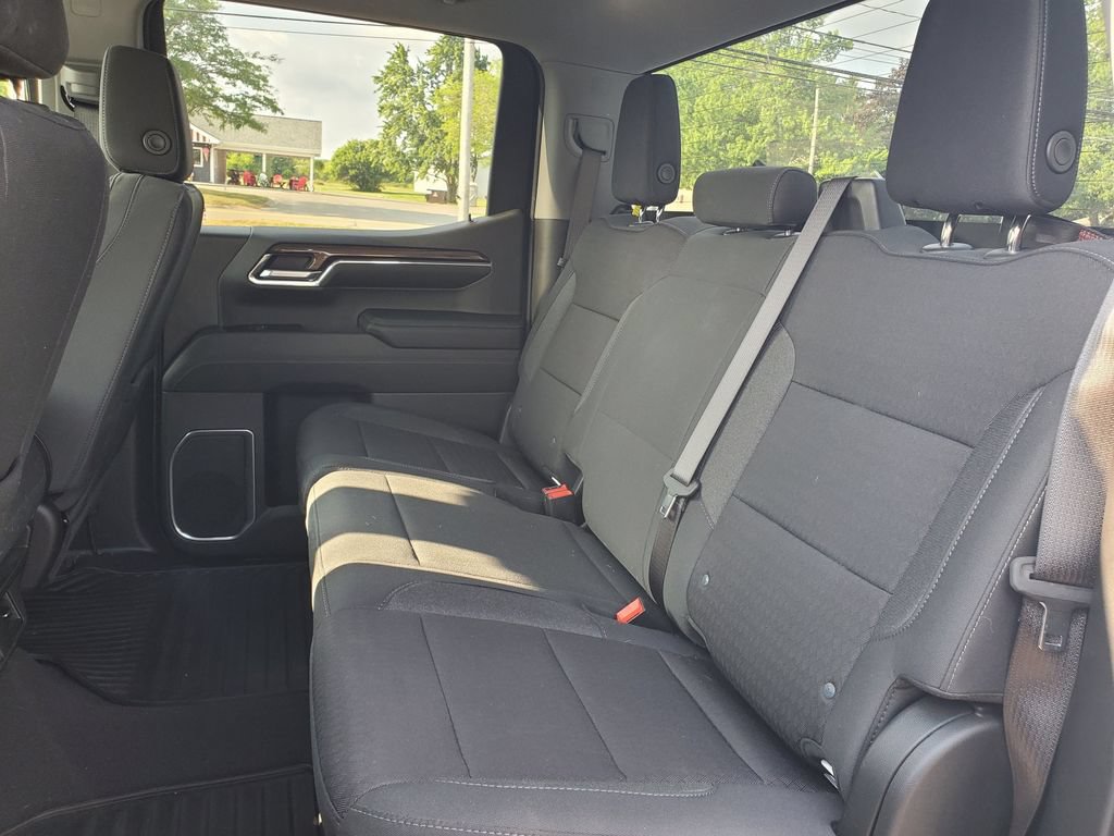 Certified 2024 Chevrolet Silverado 1500 LT AWD/4WD image 25
