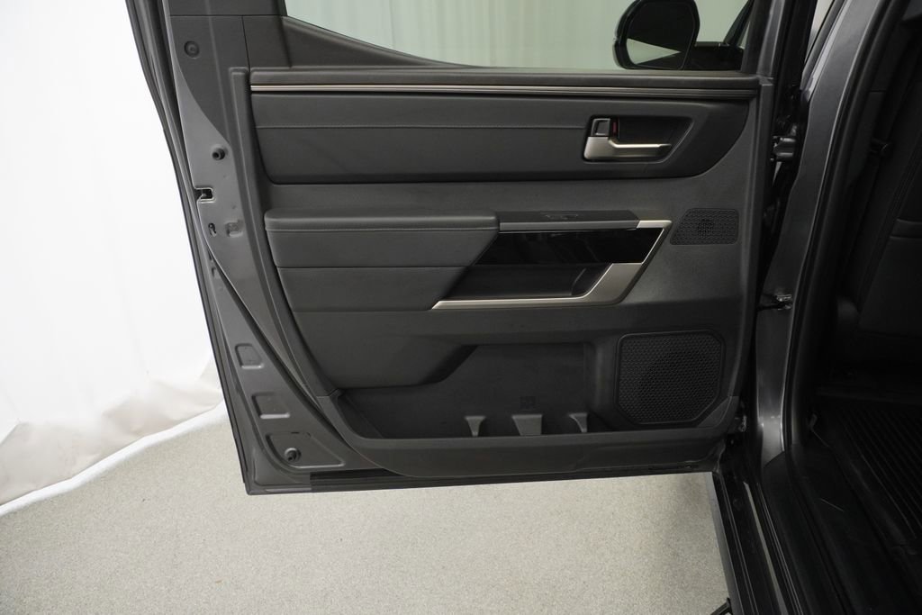 Used 2025 Toyota Tundra Limited image 46
