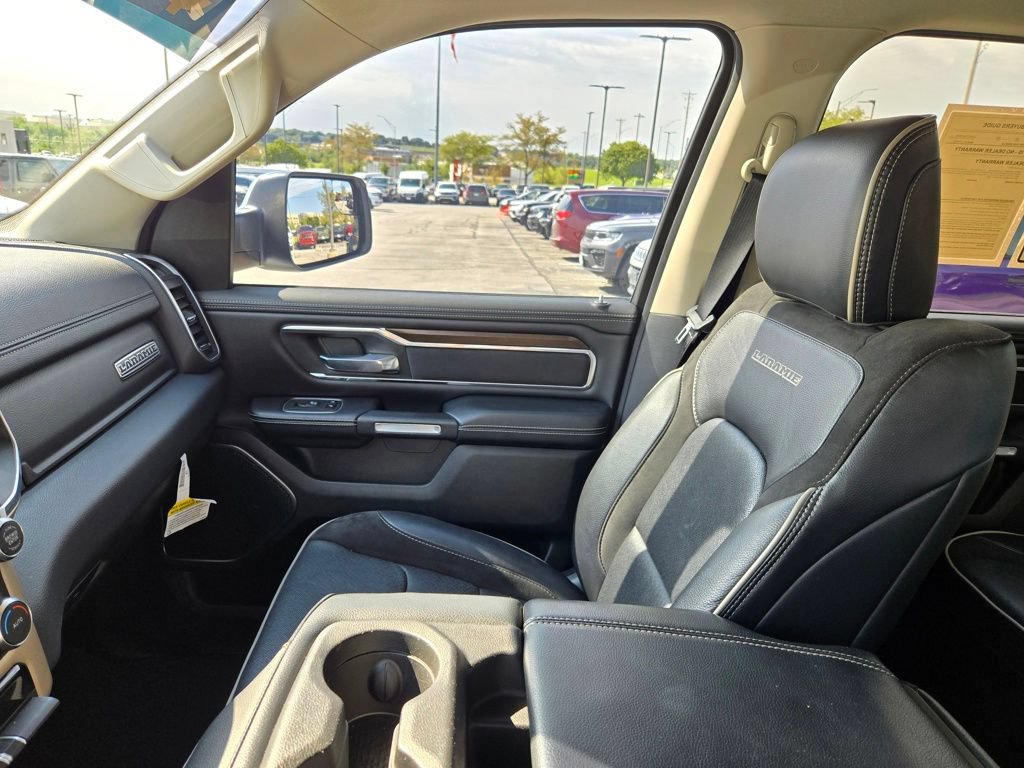 Used 2022 RAM 1500 Laramie AWD/4WD image 25