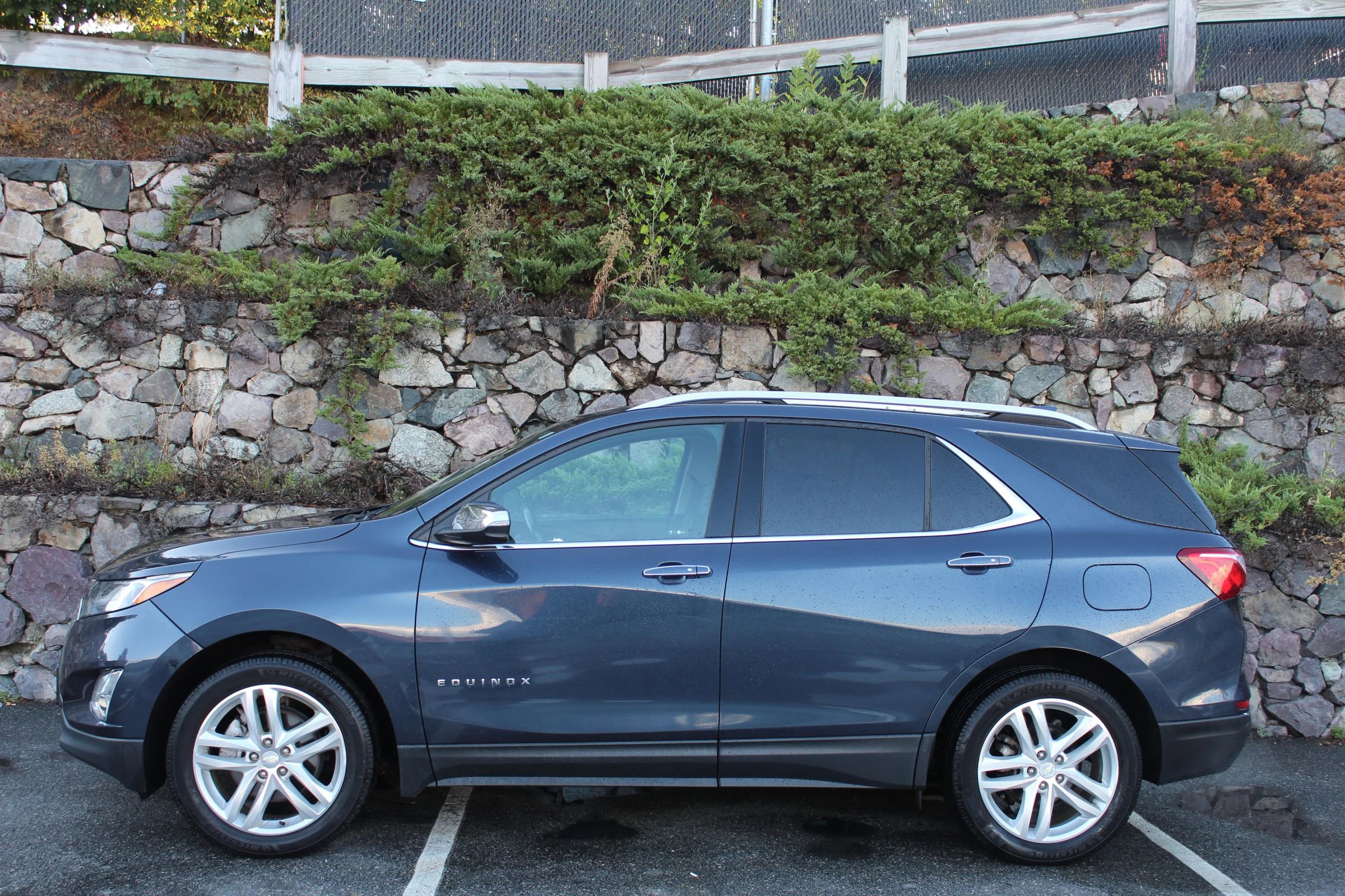 Used 2018 Chevrolet Equinox Premier image 6