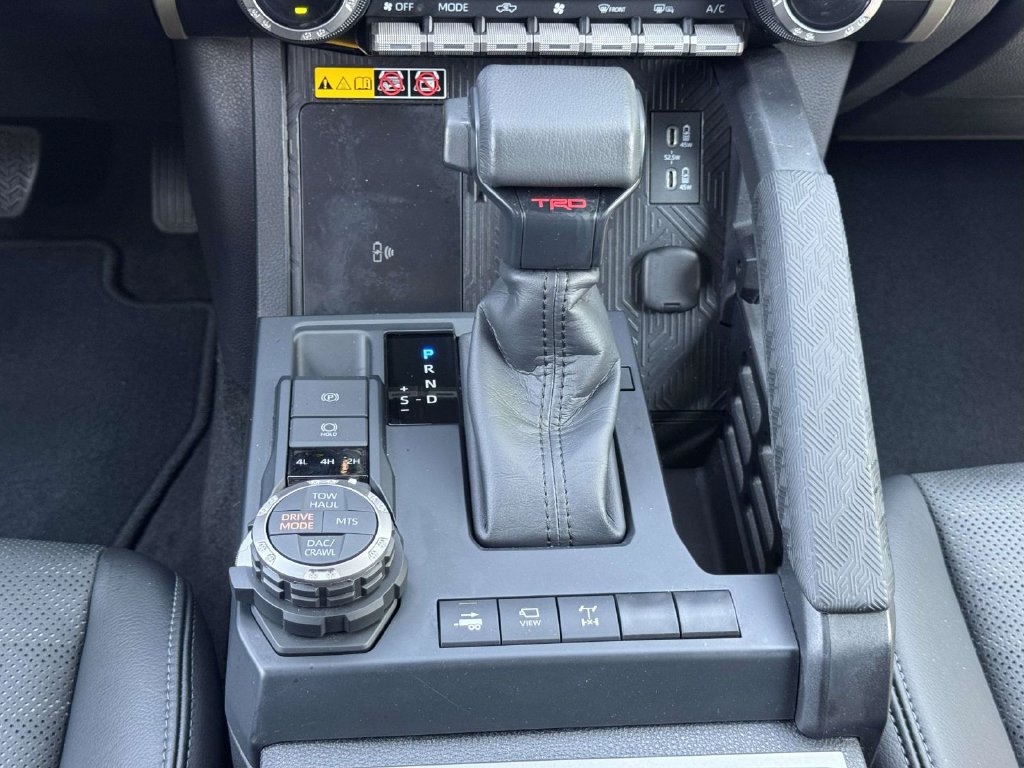 Used 2024 Toyota Tacoma TRD Off-Road w/ TRD Off Road Premium Package AWD/4WD image 6