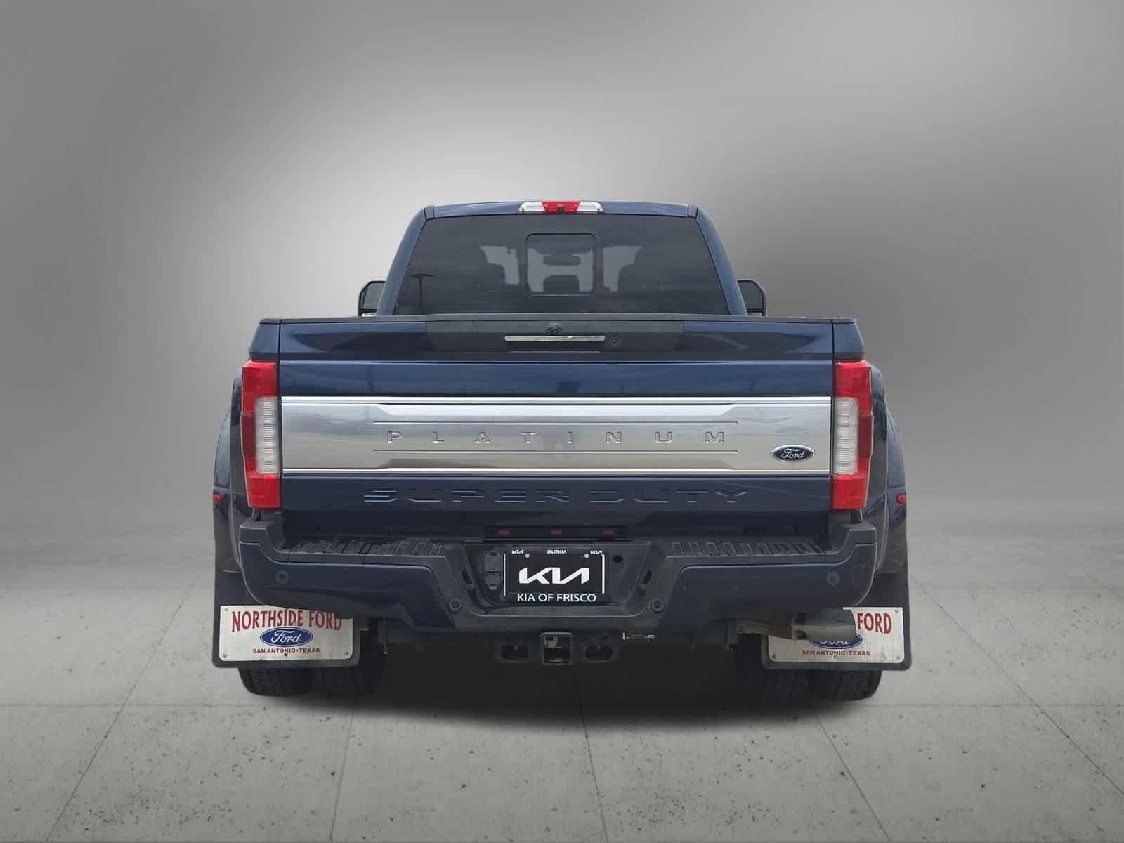 Used 2019 Ford F450 Platinum w/ Platinum Ultimate Package AWD/4WD image 5