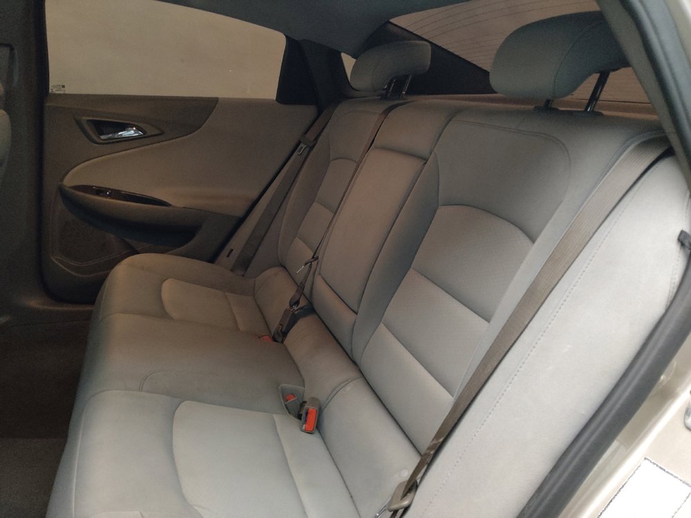 Used 2022 Chevrolet Malibu LT image 18