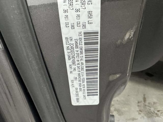 Used 2017 Dodge Grand Caravan GT FWD image 37