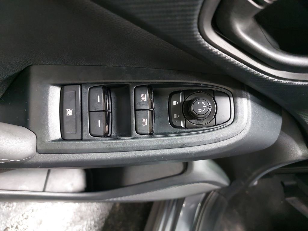 Used 2024 Subaru Crosstrek 2.0i Premium image 27