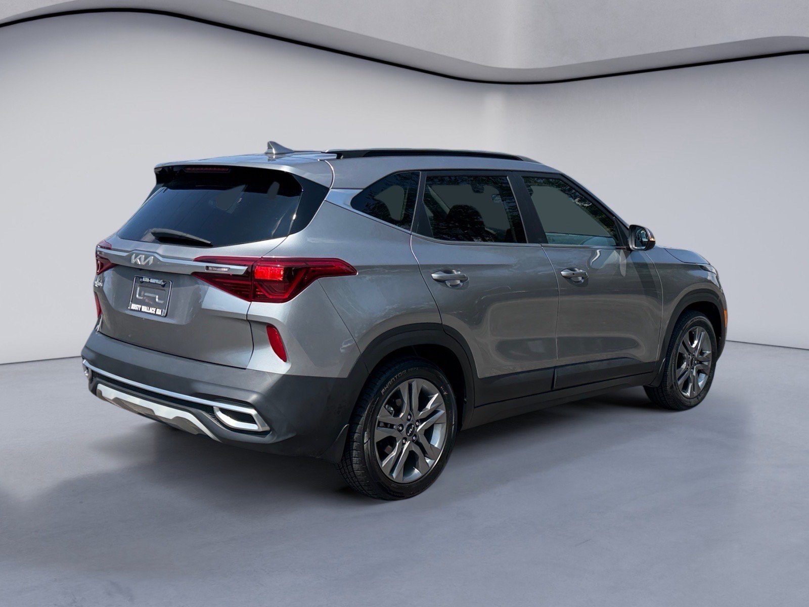 Used 2023 Kia Seltos S FWD image 5