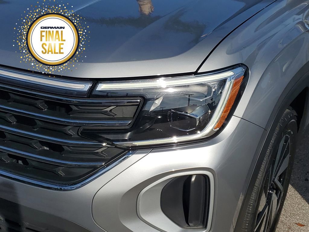 Used 2024 Volkswagen Atlas SE image 11