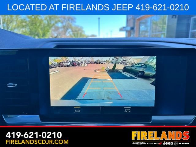 Used 2024 Chevrolet Silverado 1500 RST w/ Z71 Off-Road Package AWD/4WD image 24